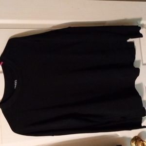 Black sweatshirt